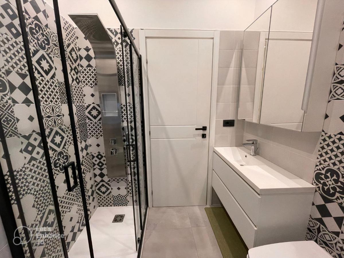 R39 Modern Apartment With Private Parking Milano Eksteriør bilde