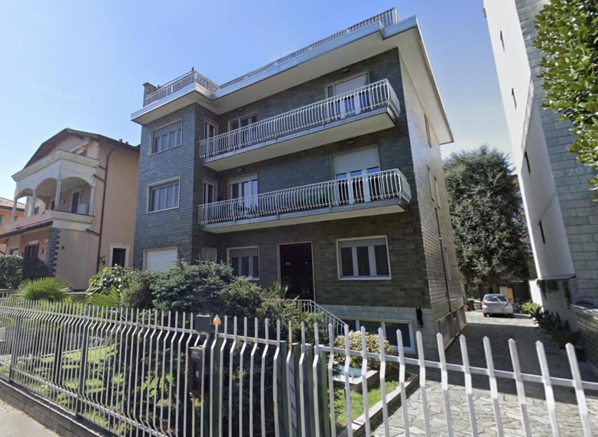 R39 Modern Apartment With Private Parking Milano Eksteriør bilde